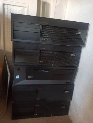 5 Ordenadores IBM ThinkCentre Pentium D