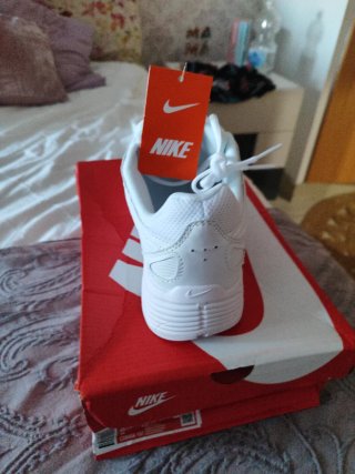 Zapatillas Nike P-6000 Talla 37.5