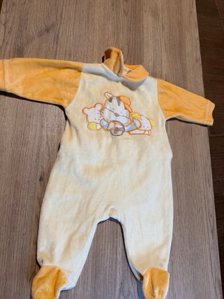 Pijama bebé Tigger Winnie Pooh Talla 0-1 mes