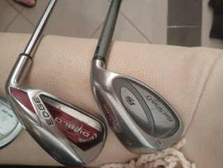 Golfe um lote de 10 ferros 5 drivers
