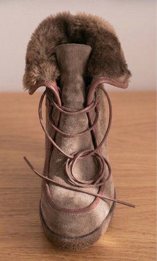 Botines de piel tacón con detalle de pelo