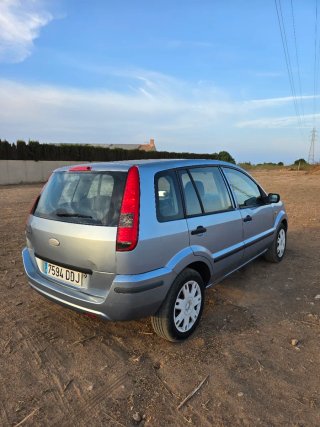 Ford Fusion 2004