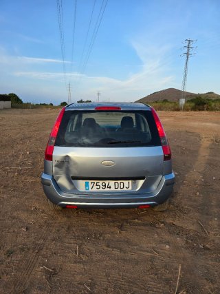 Ford Fusion 2004