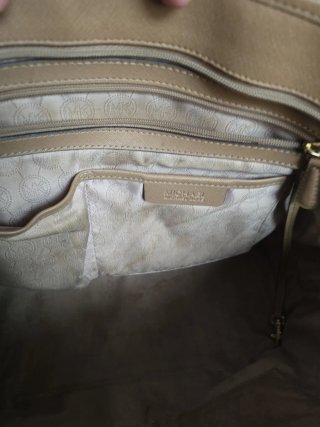Bolso Michael Kors Beige y Dorado