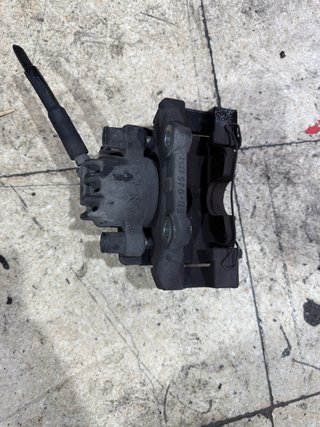 Pinza Freno Delantera Der Peugeot 3008 2011