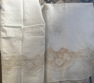 Sábanas Antiguas con Bordados
