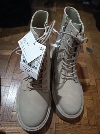 Botas Zara niña talla 34 beige