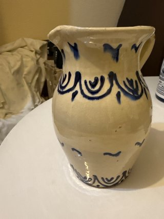 Jarrón de cerámica beige y azul
