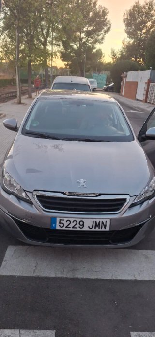Peugeot 308 2016