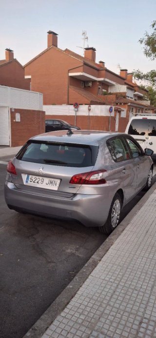 Peugeot 308 2016