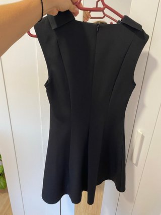 Vestido Mini Negro con Enagua