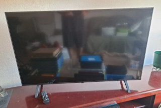 Televisor LG Negro
