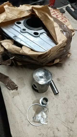 Cilindro Capra 125 para reparar