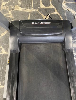 Cinta de Correr Plegable Bladez TR101i