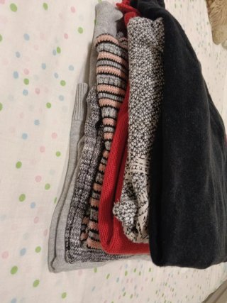 Lote 6 jerseys invierno talla M-S.