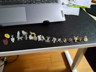 Colección de 28 Pines de Cine
