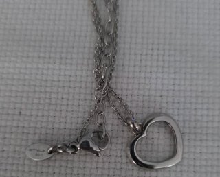 Cadena con Corazón Lotus