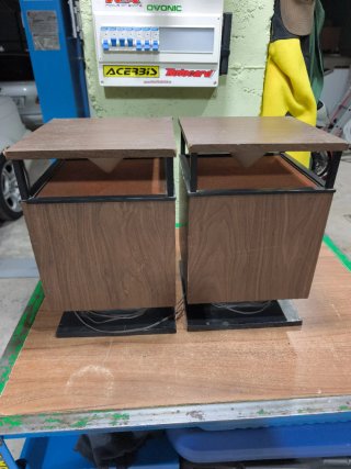 Altavoces Vintage de Madera
