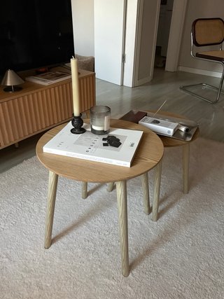 Set de dos mesas auxiliares de madera