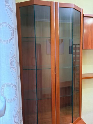 Mueble vitrina salon a recoger en centro de burgos