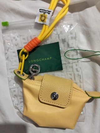 Monedero Longchamp Amarillo