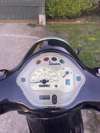 Vespa LX 125 Scooter 2008 - 12.000 km