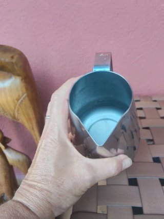 Jarra Lechera de Metal