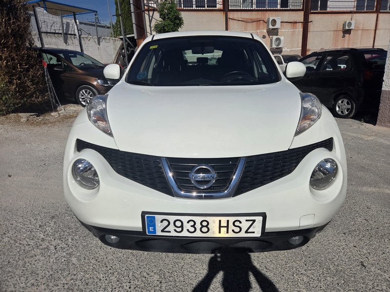 Nissan Juke 1.6i Acenta 2013, foto 2