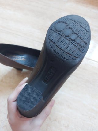 Tacones B&W marrones piel talla 38