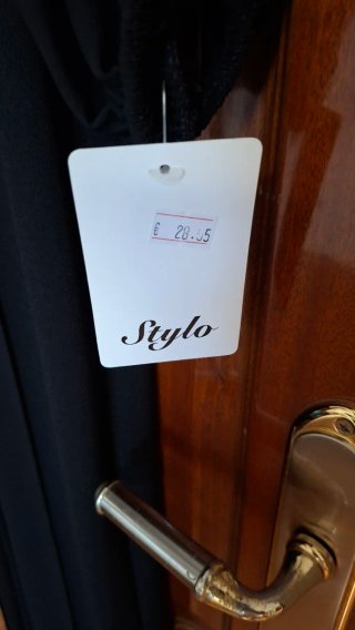 Mono negro Stylo nuevo