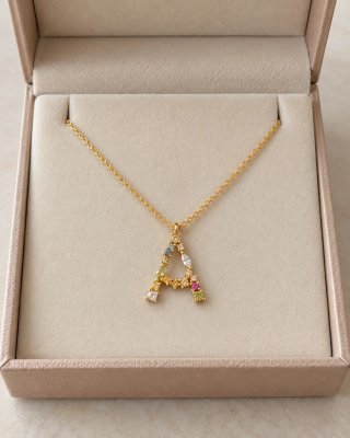 Gargantilla inicial A plata 925 chapada oro