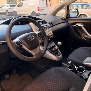 Toyota Verso 2011 2.0D-4D 130