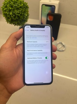 iPhone X 64GB Prateado Usado com Caixa Grade B+
