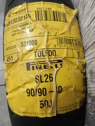 Cubierta Pirelli SL26 90/90-10 50J