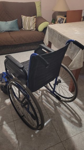 Silla de ruedas acero, plegabe y reposapiés