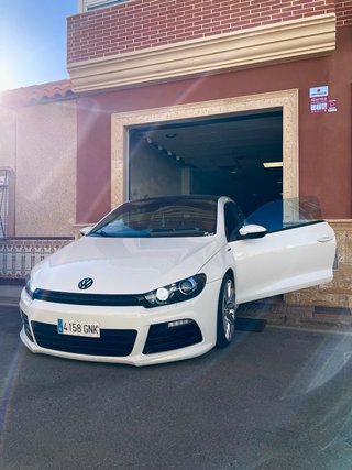 Volkswagen Scirocco “R look”