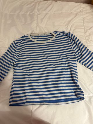 Camiseta Rayas Azul y Blanca Stradivarius Talla L