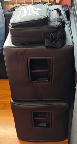2 Pantallas bajo Markbass NY Ninja 122 + fundas