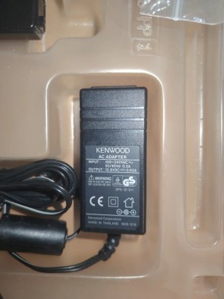 Walkie Talkie Kenwood TH-F7E
