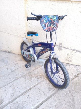 Bicicleta Infantil Avengers