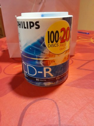 Torre CD-R Philips 100+20 Discos