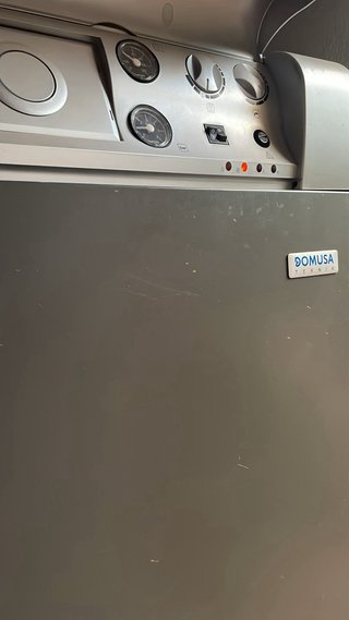Caldaia a gasolio con serbatoio