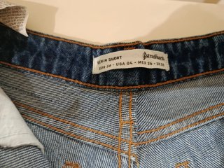 Shorts vaqueros Stradivarius