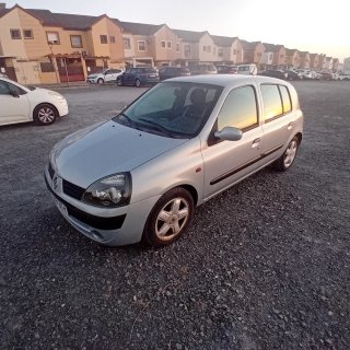 Renault Clio 2002