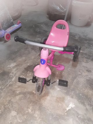 Triciclo infantil rosa