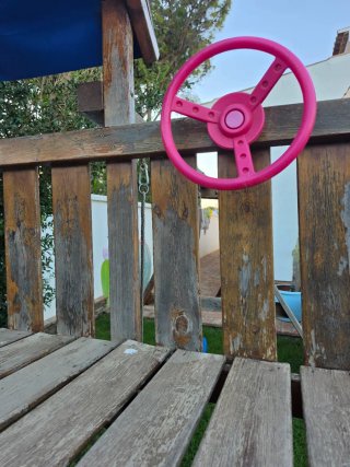 Parque infantil madera con tobogán