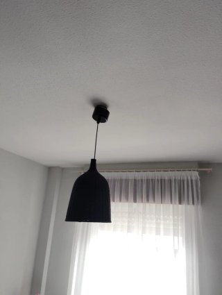 Dormitorio de matrimonio Ikea completo.