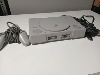 PlayStation 1 Sony Grigia completa di cavi testata