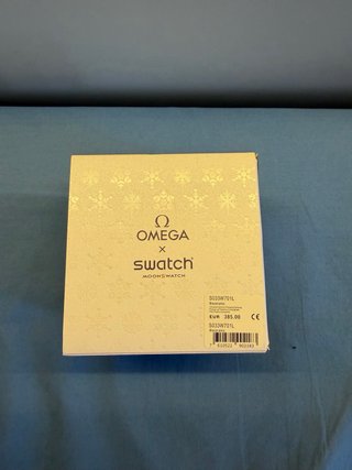 Swatch x Omega MoonSwatch Mission to Earthphase