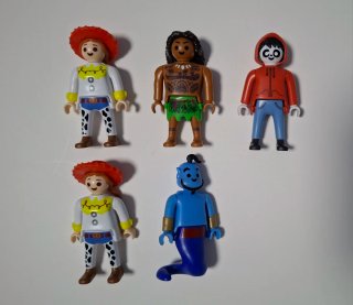 Muñecos Disney Kinder Sorpresa